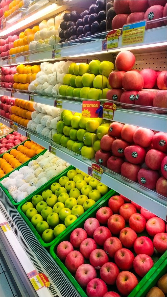 ¿Sabías que en solo 50 años hemos reducido nuestro consumo de fruta en más de un 40%?

La naturaleza nos dio su mejor medicina... y la estamos olvidando.

Hoy te revelo las 8 frutas más potentes para recuperar tu energía y salud: 🧵