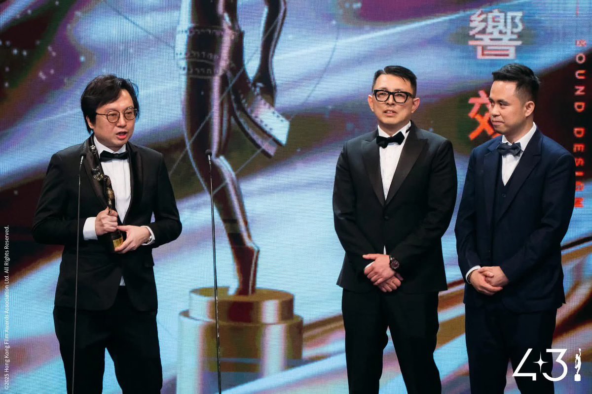 uncle_fury's tweet photo. My Airsoft Teammate Mr Davy To (杜本立) & his team won the Best Sound Design
姚俊軒、張文愷、杜本立九龍城寨之圍城)
Yiu Chun Hin, Cheung Man Hoi, To Burnard Davy
(TWILIGHT OF THE WARRIORS:WALLED IN)
#第43屆香港電影金像獎
#HongKongFilmAwards #BestSoundDesign https://t.co/HbNwrd2EkP