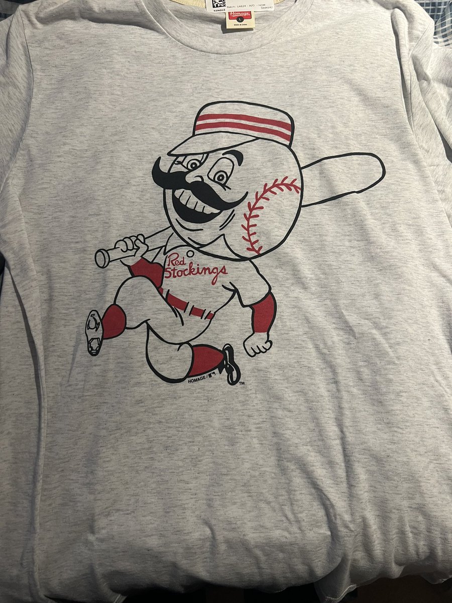 _WhoDeyRay's tweet photo. New Reds gear. Thank you, @HOMAGE
#TeamHomage https://t.co/qaI9qRJFvU
