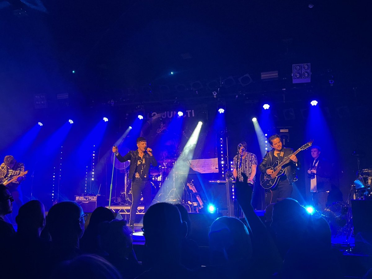 lufc_Rob13's tweet photo. What a way to sign off @ApolloJunction !!! Great night at Leeds Beckett. Can’t wait for the new album. See you next time lads. https://t.co/m0p4NtyziQ