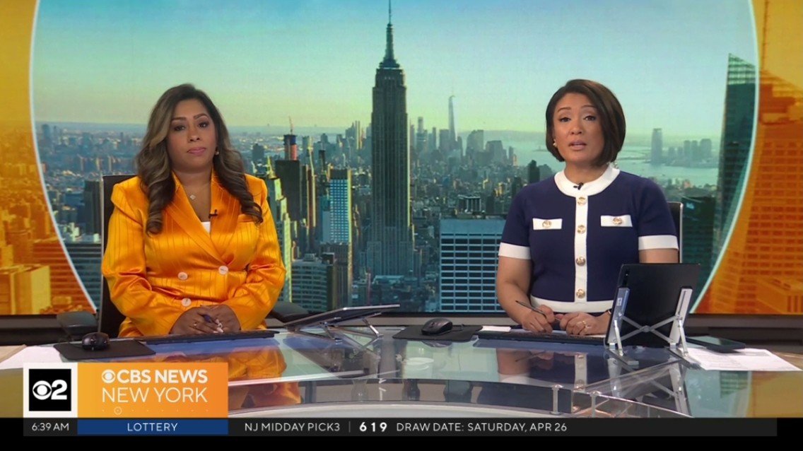 Happy Sunday Ms. <a href="/Elaine_Quijano/">Elaine Quijano</a> &amp; <a href="/jennbisramtv/">jennbisramtv</a> (in for <a href="/DougWilliamsTV/">Doug Williams</a>) on <a href="/CBSNewYork/">CBS New York</a>🌞! Elaine &amp; Jennifer have all your local news this morning and <a href="/JohnElliottTV/">John Elliott</a> has your First Alert Weather forecast, plus <a href="/ZinniaDee_TV/">Zinnia Maldonado</a> (in studio🎉) reporting💛! cbsnews.com/newyork