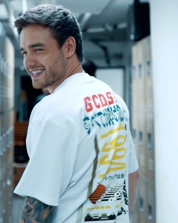 comfortforliam's tweet photo. Rt this tweet if you love Liam Payne's smile. https://t.co/SzELcRvqh2