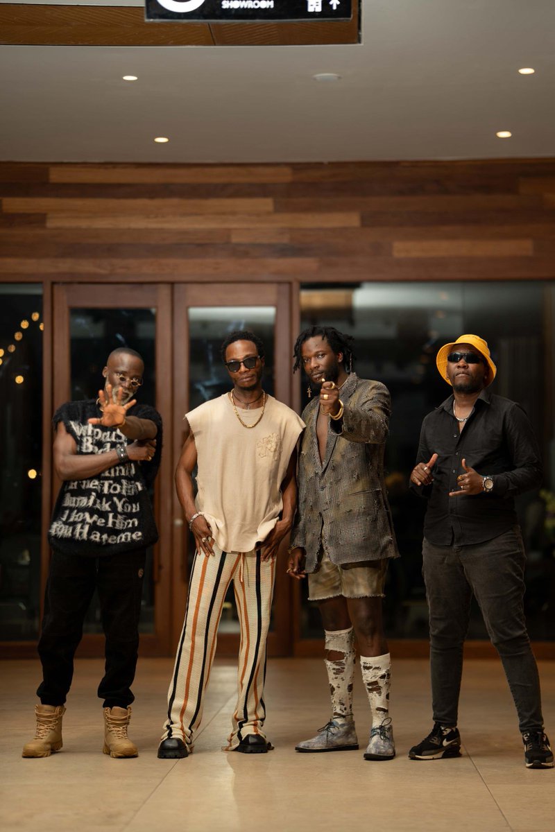 Double black Ug tweet media