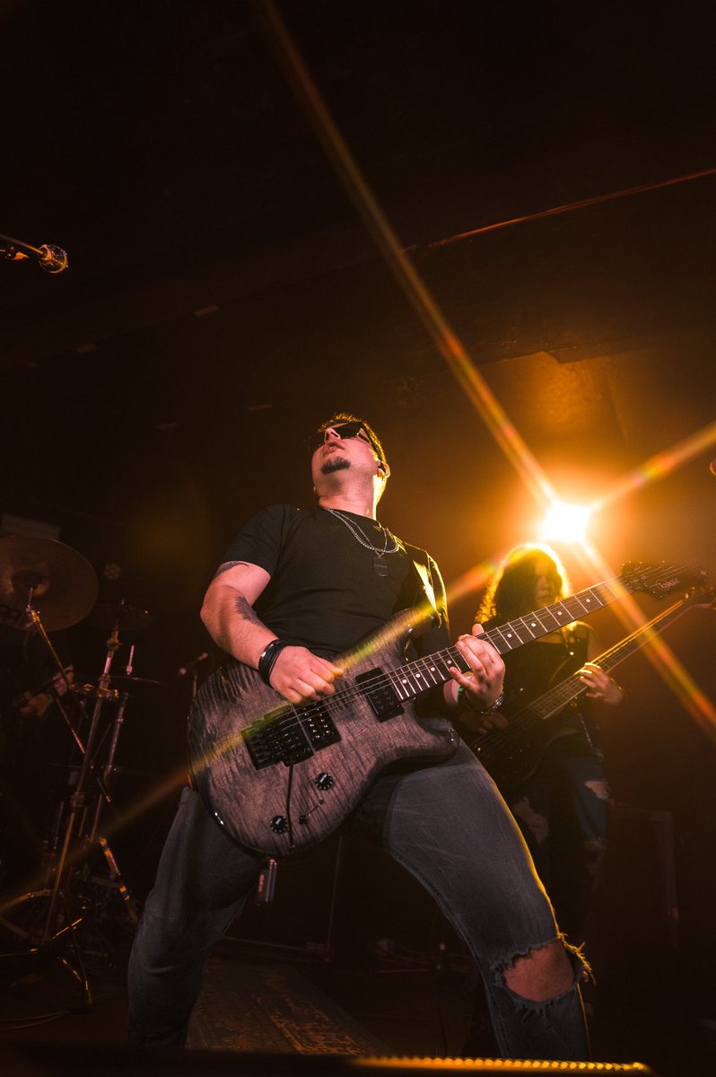 electron_band_'s tweet photo. ๐๐ก๐ข๐ฌ ๐ข๐ฌ ๐ฐ๐ก๐๐ซ๐ ๐ฐ๐ ๐๐๐ฅ๐จ๐ง๐ .
@TheUnderworld - ๐ญ๐ก๐๐ง๐ค ๐ฒ๐จ๐ฎ for another incredible night.
See you soon. ๐คโก
๐ธ: @_aspired_
#ElectronBand #ModernMetal #MetalShows #Metalcore #LondonBands #TheUnderworld #LiveMusic https://t.co/0EcKxTJZRg