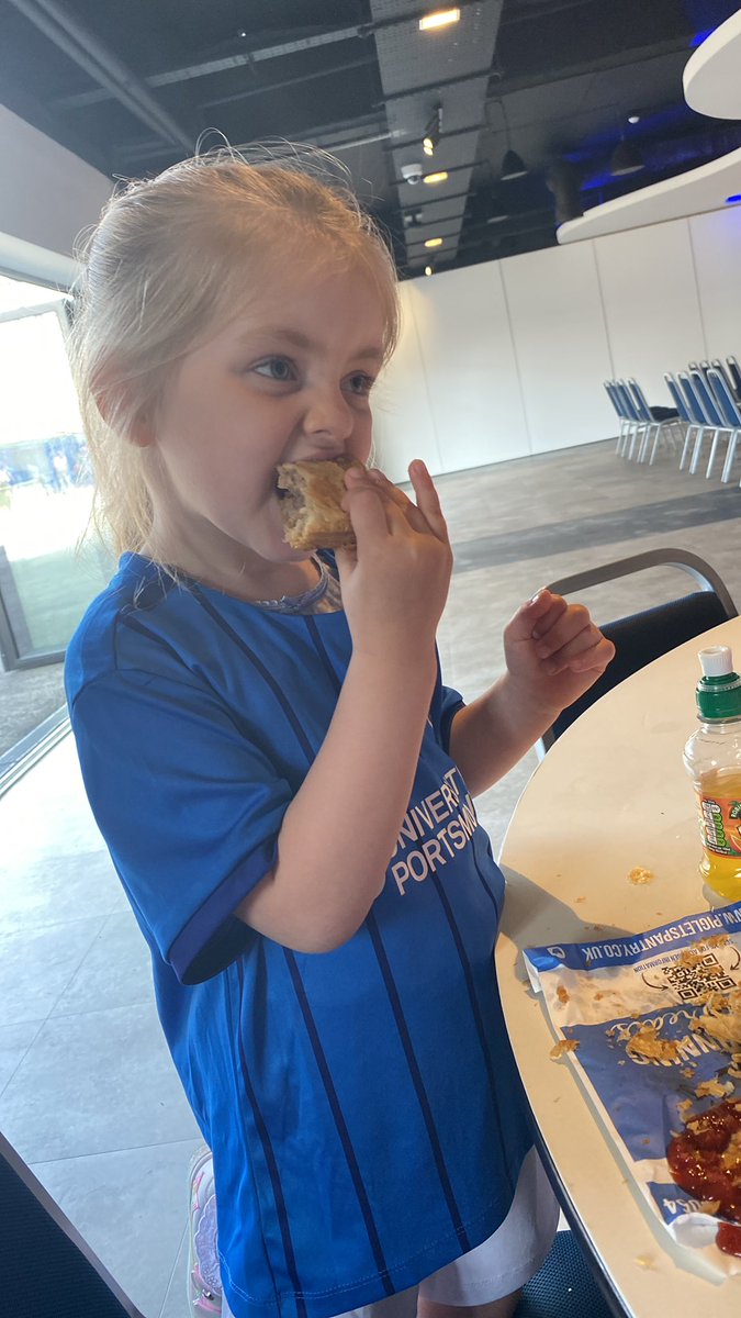 Sarah (@sarahpowers3) on Twitter photo Supporting <a href="/PompeyWomen/">Portsmouth Women</a> today! One very excited new supporter!
<a href="/pigletspantry1/">Piglet's Pantry</a> another fan of your sausage rolls too! Supporting <a href="/PompeyWomen/">Portsmouth Women</a> today! One very excited new supporter!
<a href="/pigletspantry1/">Piglet's Pantry</a> another fan of your sausage rolls too!