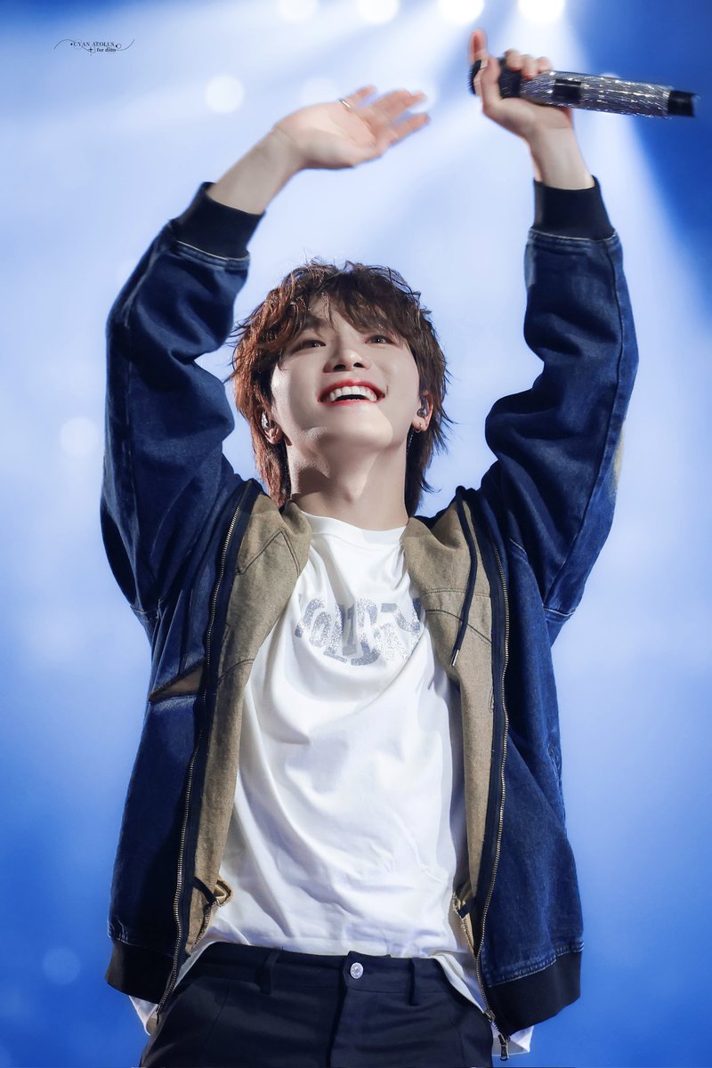 250427 Japan Holiday Fan Meeting 大阪 Day3

#DINO #이찬 #디노
#세븐틴 #SEVENTEEN