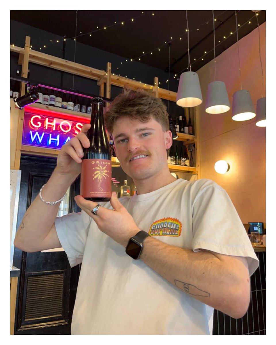 🚨Staff rec Sunday!🚨

Tuesday's bottle share event was made memorable by what is easily the most coconut-heavy beer Ray's come across: Grimm's 'Kurrekurredutt Island'. A 13% Bounty bar!

shop.ghostwhalelondon.com