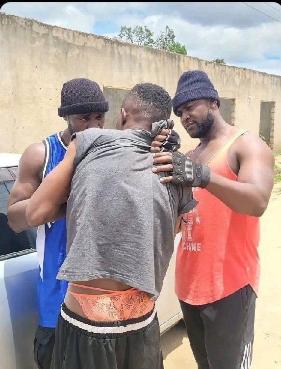 chiefmandala's tweet photo. @fumbokhanJr Chifu God lavu nae anatokea Mbeya lakini.... https://t.co/w3ZXrmhYz2