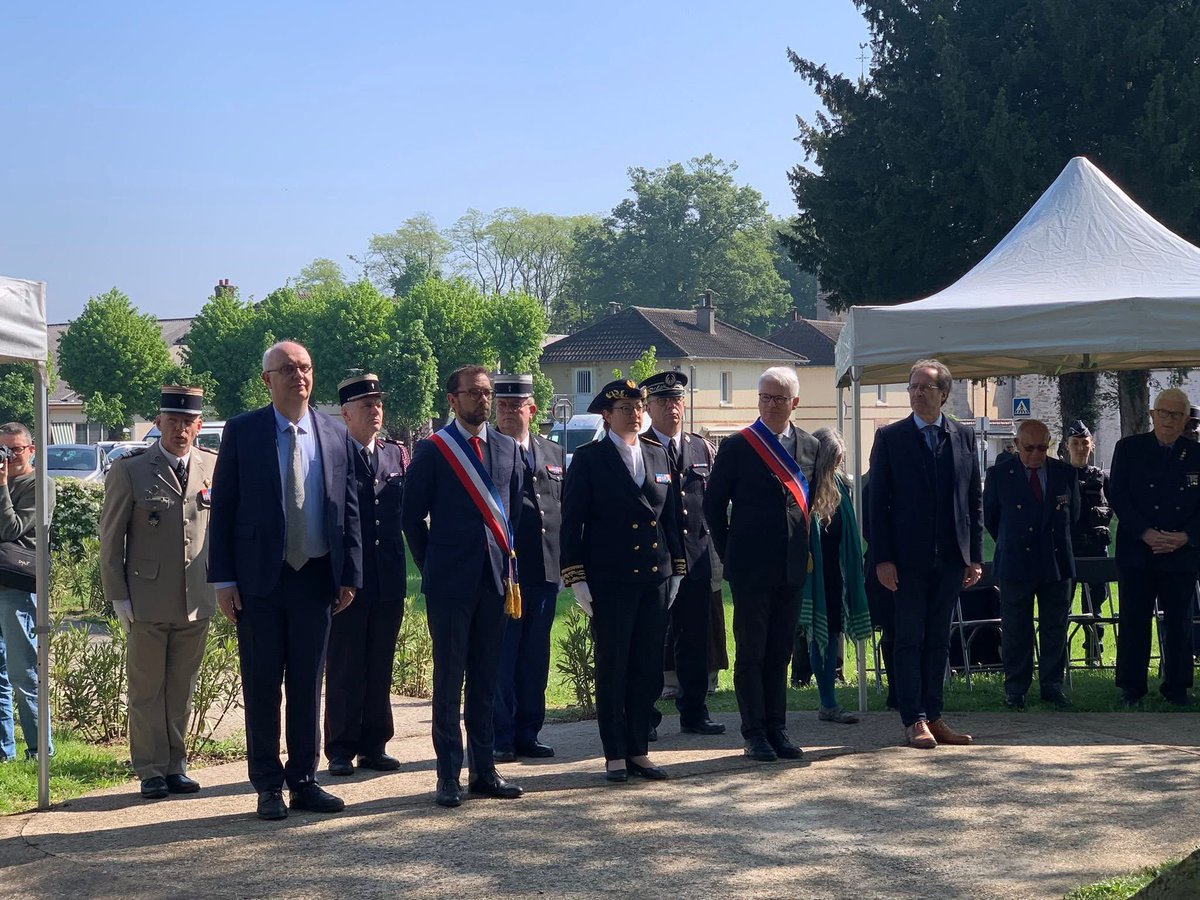 Image de Préfète de l'Essonne - #Commémoration | 🇫🇷 En ce jour du souvenir des victimes et héros de la déportation, hommage émouva