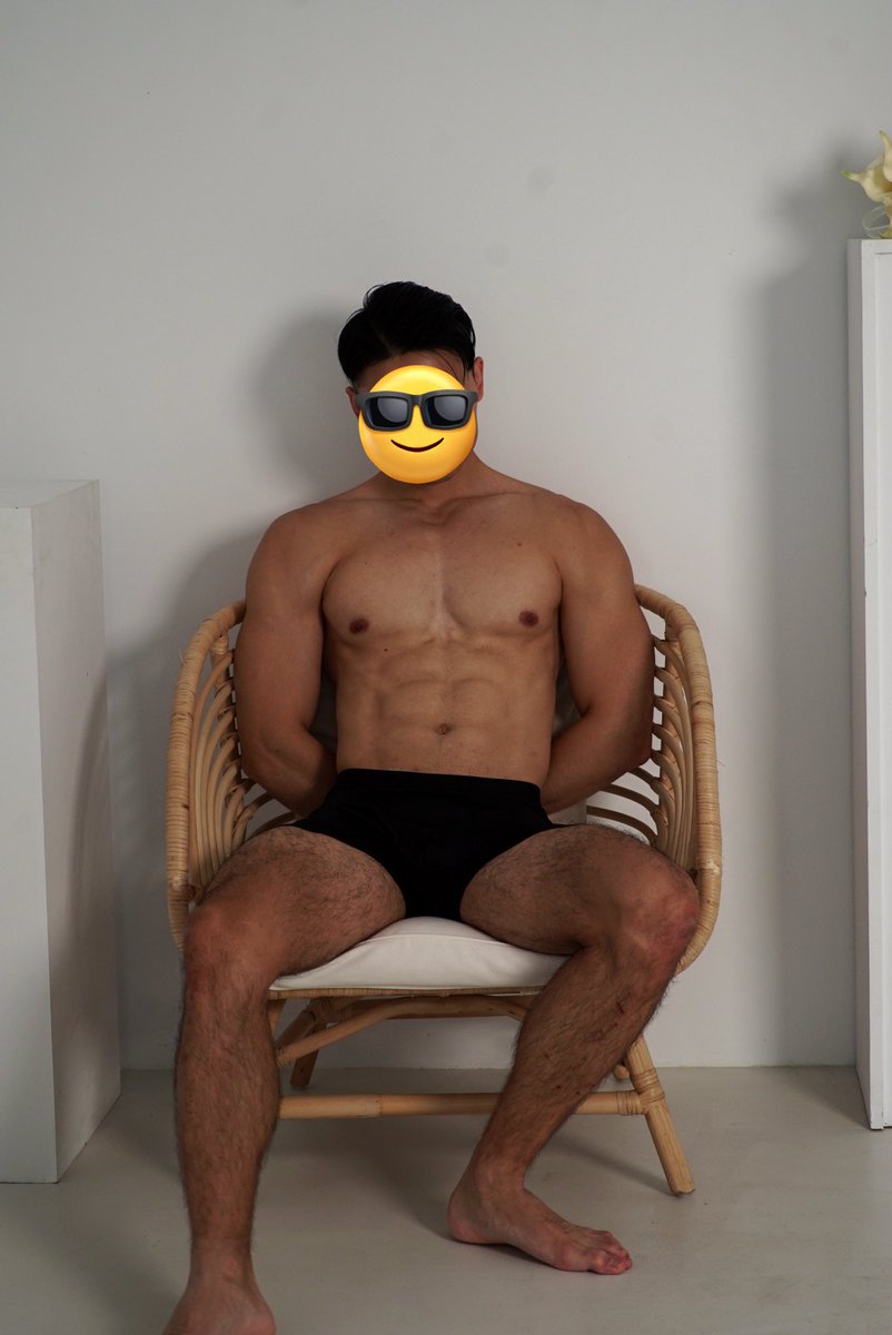 棚拍最後一po
再來要好好準備下禮拜台北的比賽了🔥

#棚拍 #體態紀錄 #健身 #肌肉 #胸肌 #腹肌 #muscle