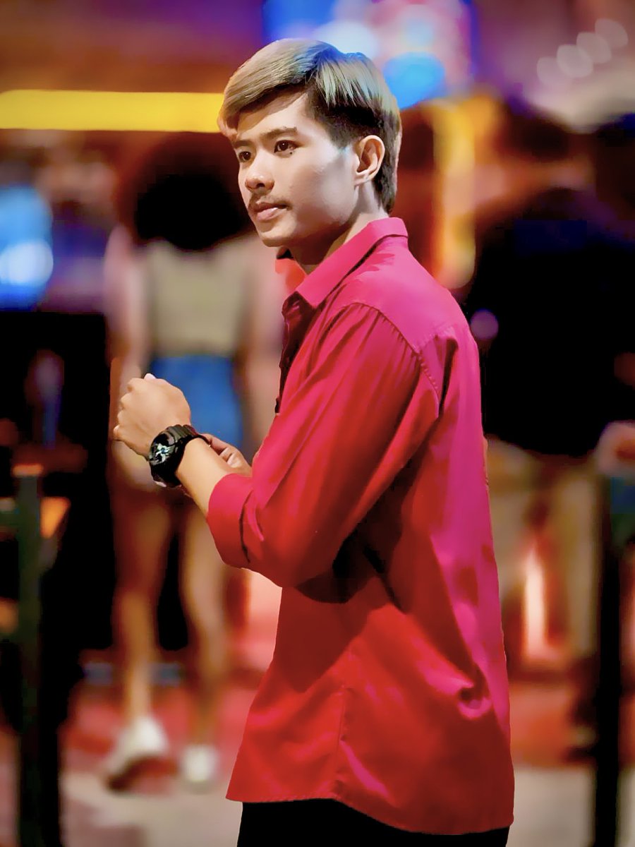 ไม่หล่อพอให้เธอเหลียว แต่ก็พอจะทำให้เธอเสียวได้เหมือนกัน😁😁