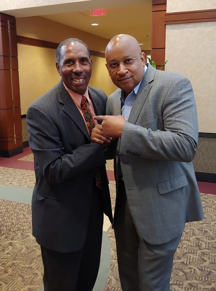 My EDUCATION IDOL, Dr. Jawanza Kunjufu recently made his transition on April 21. I've known this for several days but I decided not to post anything about it until someone from his family made a statement which they now have. 

I cannot overstate how much of this brother's  work