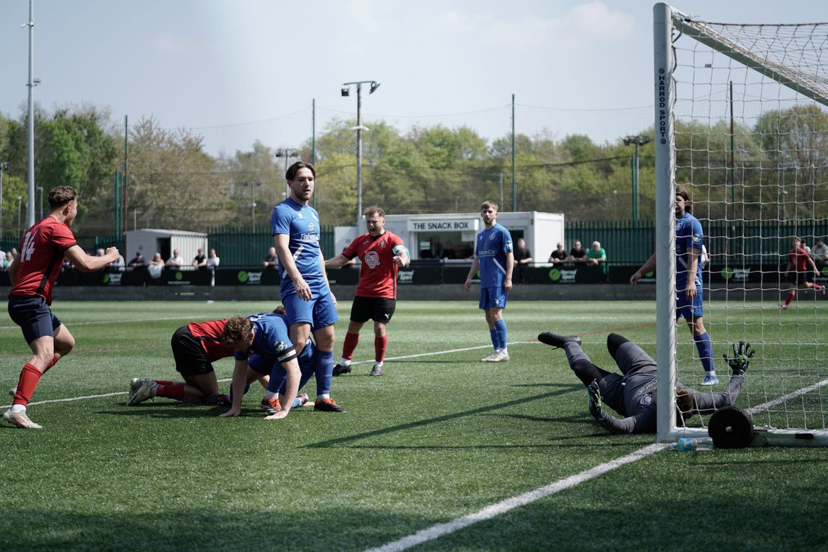 NCFACountyCups's tweet image. Heading home 🙌

#NorfolkFootball ⚽️🏆

📸 @Cunninghamben86