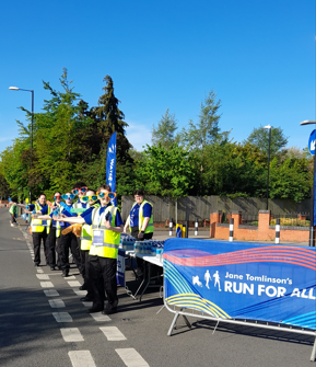 CadetsWMP's tweet photo. Incredible morning, the @CoventryPolice @CadetsWMP 👮♂️👮♀️@NationalVPC loved supporting @janesappeal @coventryhalf 🏃♂️🏃♀️
#coventryhalfMarathon #eventeer water station🚰 D1. Well done 👏to everyone who raised funds for their charity @RSPCACovNun @ZoesPlaceCov @PDRescue @TheCyrenians https://t.co/X4QvdvsLyH