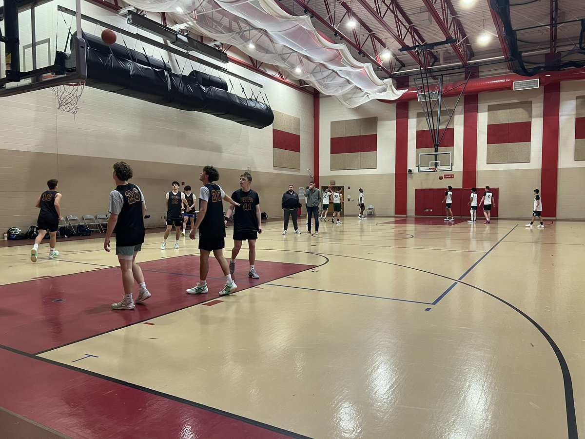 The 8:00 a.m. crew has boots on the ground at Fishers High School this morning!

Splitting my time between two games featuring EG10 16u vs. Midwest Stars 16u and Indiana Elite Central 16u vs. Team Indiana 15u.

It’s going to be another GREAT day of basketball!