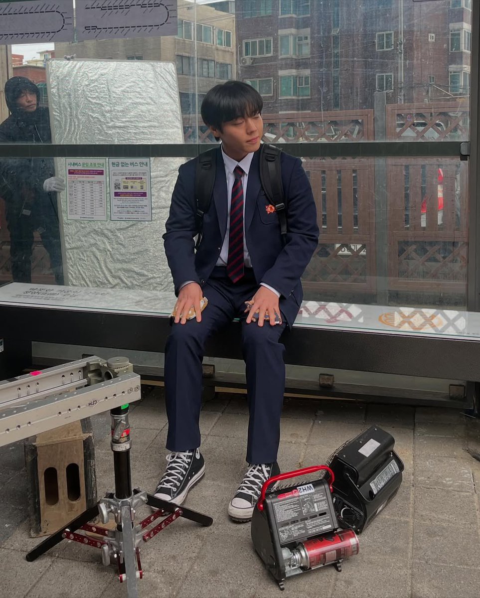 orbtingyou's tweet photo. my cutie pretty sieun🥺🥹🤍 https://t.co/6za91dJMXe