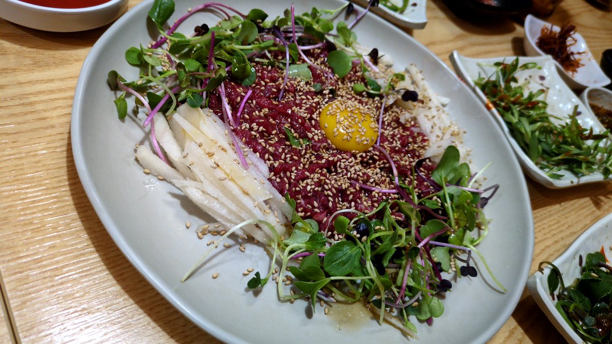 candoki's tweet image. 韓国出張
ホルモン
ユッケ
韓国の味を堪能！