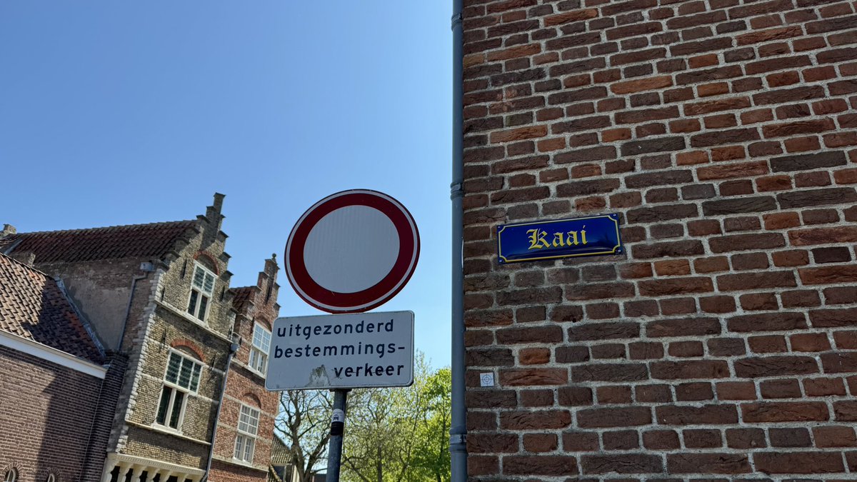 Ich fühle mich geehrt, sie haben eine Straße nach mir benannt.