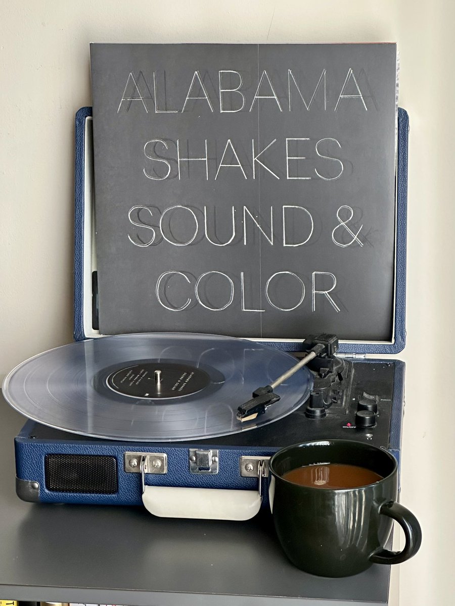 Sound and color with me for my mind…

Sunday’s are for coffee &amp; vinyl 

#nowspinning Sound &amp; Color from <a href="/Alabama_Shakes/">Alabama Shakes</a> 

#sundaymorning #sundayvibe #soul #southernrock #recordcollection #translucent @crosleyradio @eightoclockcoffee #frenchroast
