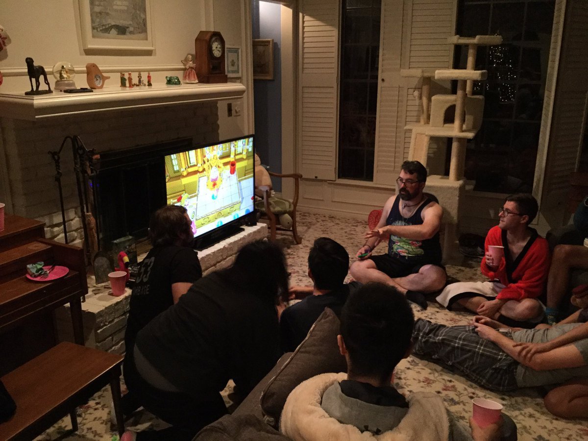 VideoGameHstry's tweet photo. It's Saturday night and you invite the boys over. What are you playing? https://t.co/r4BVrIWFWS