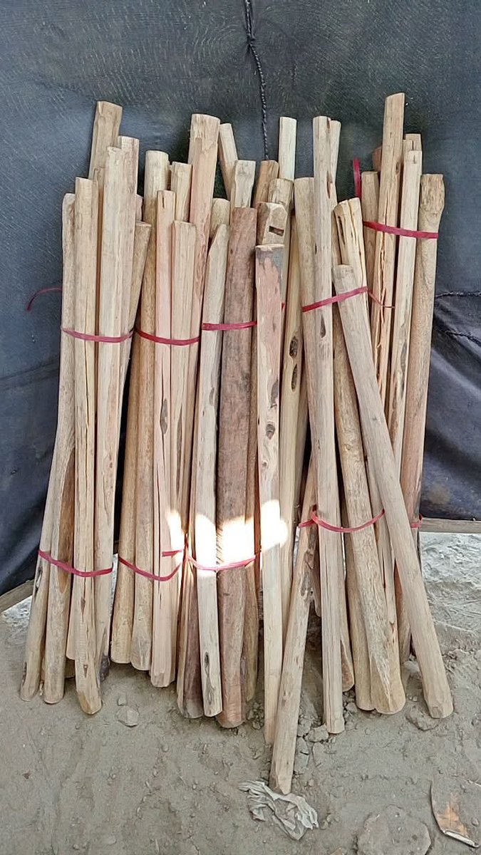 ٻٻرلوء ڌرڻو سنڌ سڀا ڪيمپ تي ڏنڊا پھچي ويا: "ان کان اڳ جو ھو ڏنڊا ھڻن اسان ڇو نہ دشمن کي منھن ڏيڻ لاء تيار ھجون."
#NoMoreCanalsOnIndus