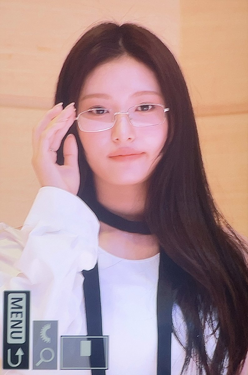summerlike_0923's tweet photo. 250427

#써머 #SUMMER #은서 #꼬질이은서 
#오드유스 #ODDYOUTH https://t.co/pHAS9YO2Wn