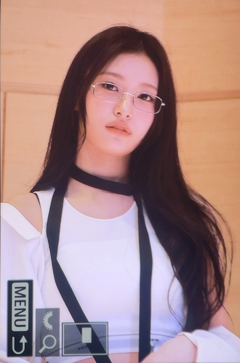 summerlike_0923's tweet photo. 250427

#써머 #SUMMER #은서 #꼬질이은서 
#오드유스 #ODDYOUTH https://t.co/pHAS9YO2Wn