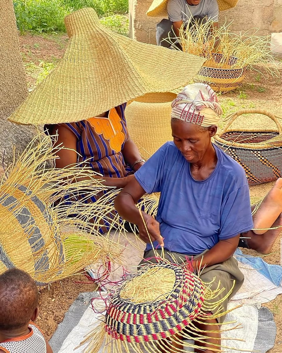 Segoupaw's tweet image. L&apos;harmonie entre les #traditions et le #patrimoine est essentielle pour #préserver l&apos;#identité et l&apos;#histoire d&apos;une #communauté

Pour en savoir plus sur les rapports entre les traditions et le patrimoine,suivez-nous sur #Ségoupaw #preservation #ancestral #ancêtres
CP : HAMAMAT 📸