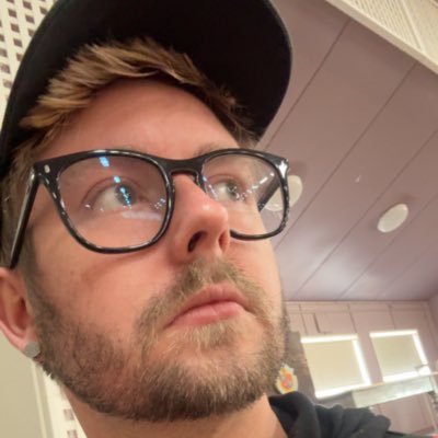 Finalri's tweet image. #NewProfilePic