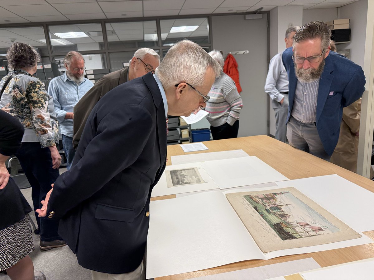 On a rare Saturday tour, the Manuscript Society got a peak behind the scenes at the Museum of the City of New York collections, including its Jefferson-Livingston letters and amazing engravings. Fascinating!
