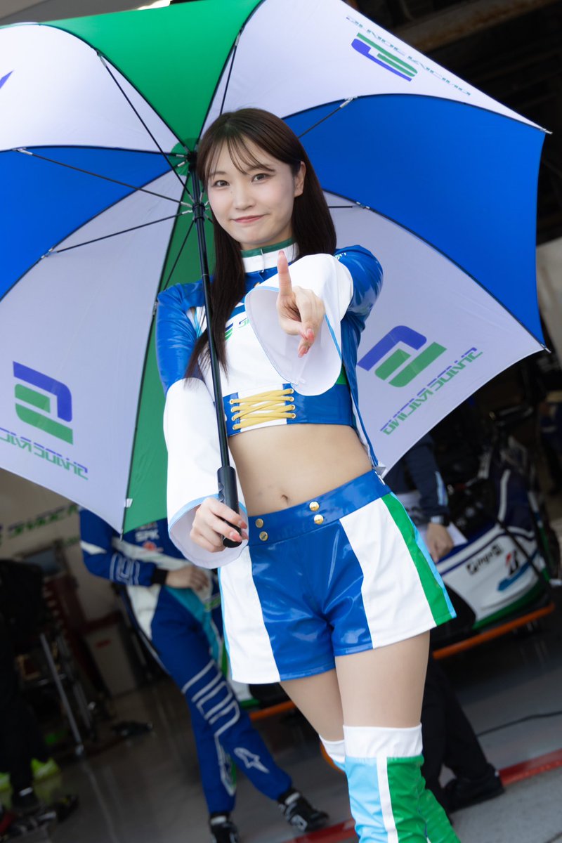 スーパー耐久シリーズRd.2鈴鹿
5時間耐久レース決勝

884号車は4位
885号車は2位🏆
でした🏁✨

二日間暑い中沢山の応援をありがとうございました！！！来週のGT富士🗻もSHADE RACINGの応援をよろしくお願い致します！
#SHADERACING  #SHADEGIRLS