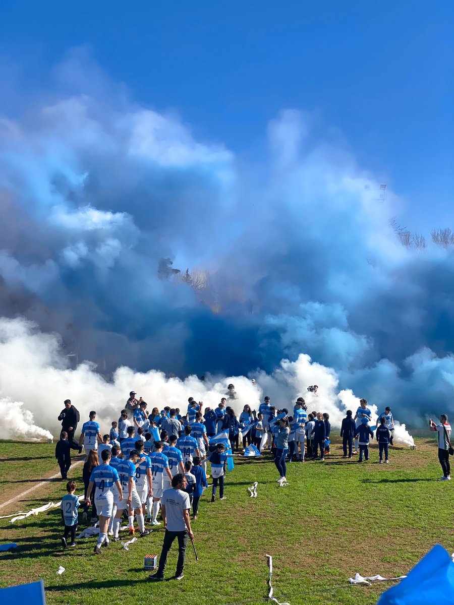 🇸🇲 UNA VIDA DE GRANDEZA 🇸🇲

POR LA HISTORIA
POR LOS COLORES 
POR NOSOTROS  

TODOS JUNTOS 🇸🇲👊🏽