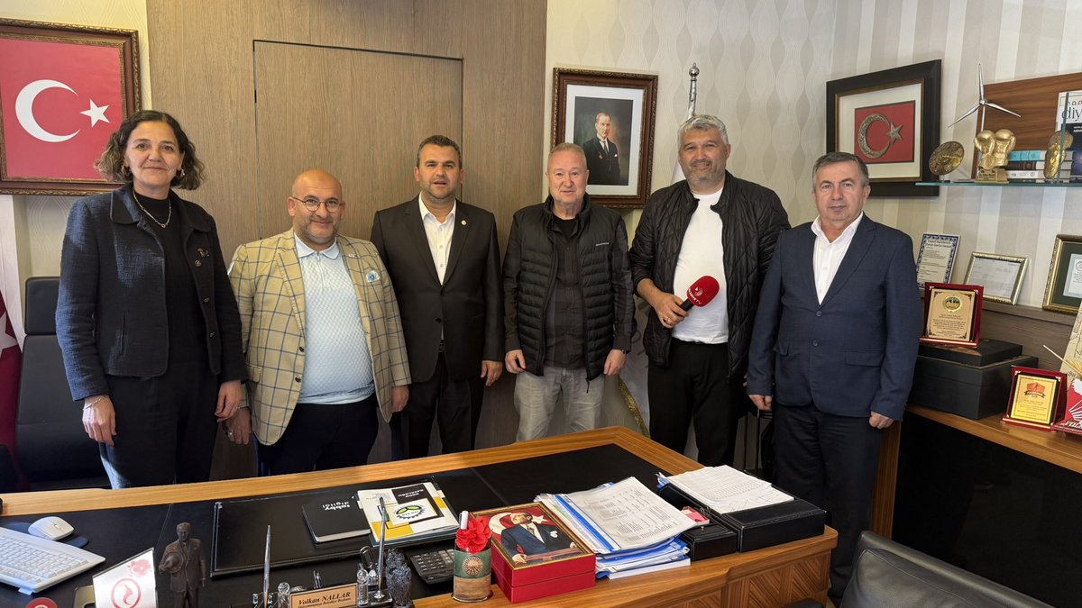 izzet AYDIN 🇹🇷 (@izzetaydin_tr) on Twitter photo Süleymanpaşa Belediye Başkanımız Sayın Volkan Nallar’ı makamında ziyaret ettim.
Şahsım ve kurumum adına göstermiş oldukları nazik misafirperverlikten dolayı teşekkür eder, yürütmekte oldukları hizmetlerinde üstün başarılar dilerim.
<a href="/spasabld/">Süleymanpaşa Belediyesi</a> | <a href="/VolkanNallar/">Volkan Nallar</a> Süleymanpaşa Belediye Başkanımız Sayın Volkan Nallar’ı makamında ziyaret ettim.
Şahsım ve kurumum adına göstermiş oldukları nazik misafirperverlikten dolayı teşekkür eder, yürütmekte oldukları hizmetlerinde üstün başarılar dilerim.
<a href="/spasabld/">Süleymanpaşa Belediyesi</a> | <a href="/VolkanNallar/">Volkan Nallar</a>