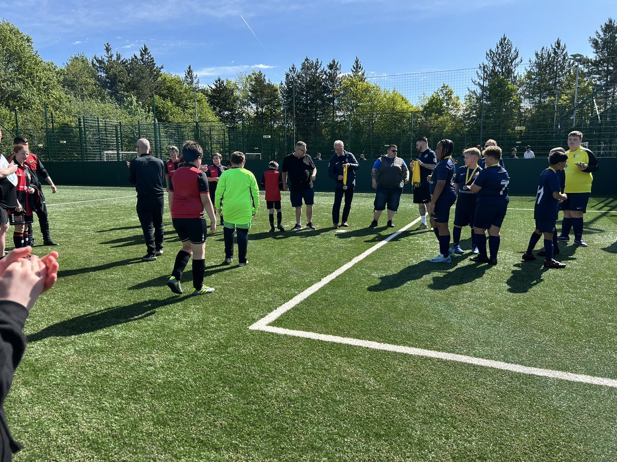 Julie Callaghan tweet media