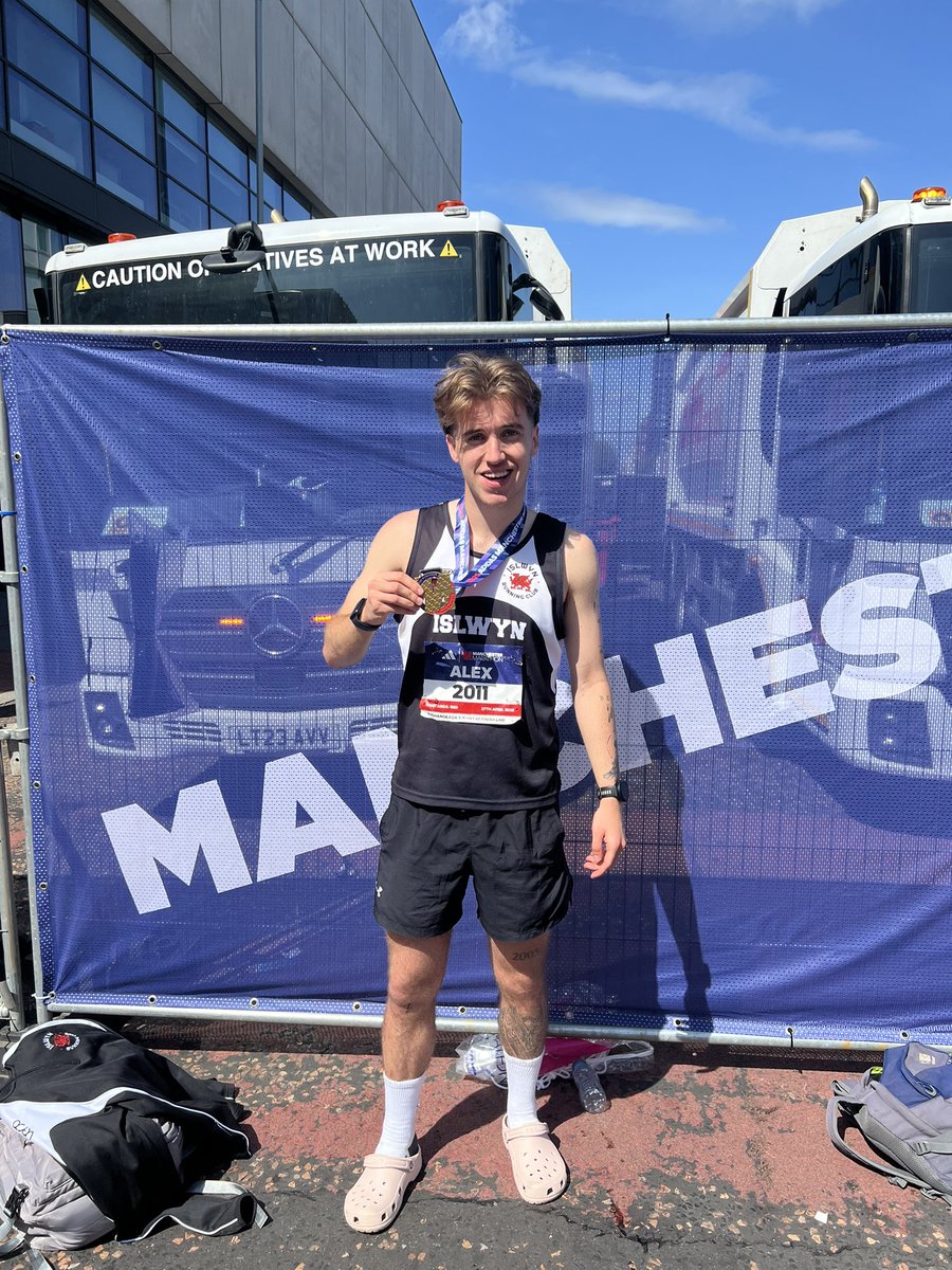 Alex Line tweet media