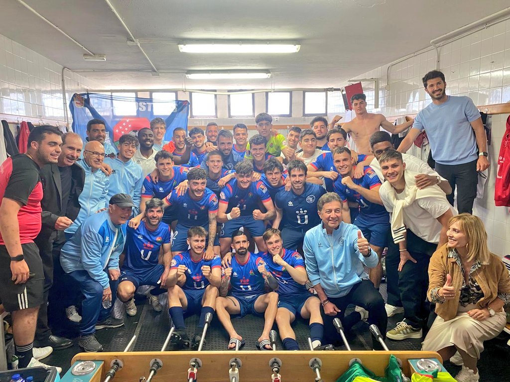 🍍𝗘-𝗤𝗨𝗜-𝗣𝗢

#VamosMiMóstoles 🔵