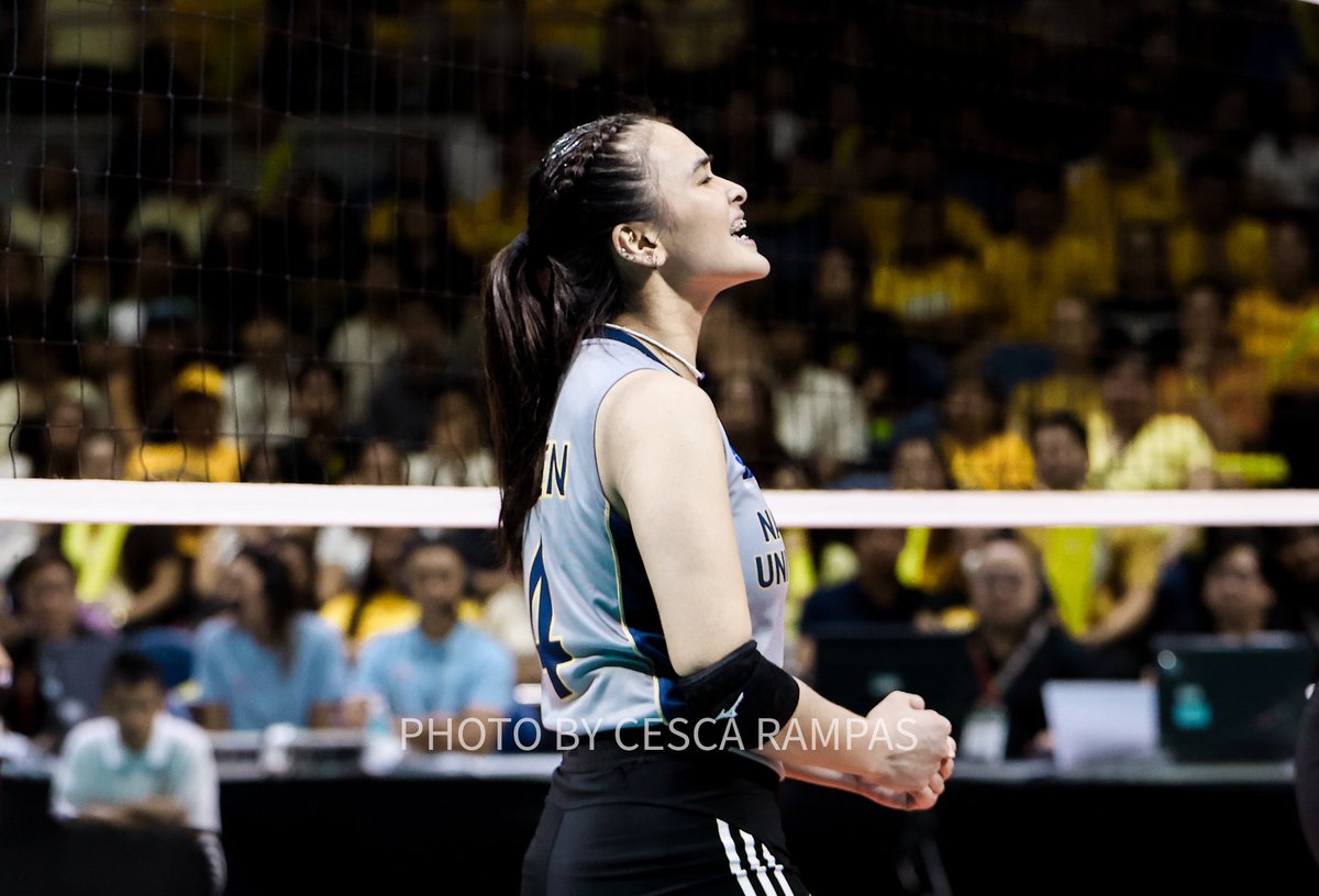 FNMOR's tweet photo. ONE IN A MILLION. 🐶

#UAAPSeason87 https://t.co/PMs6Q6Lpa8