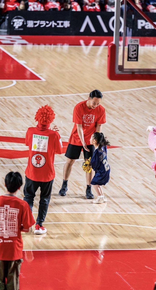 3Keibo's tweet photo. Dream Shoot Challenge🏀

選ばれると思ってなかったから緊張💦
クリアボード越しの赤い集団
あれは敵チームからすると脅威だわ😂
賞金あざす！！
#千葉ジェッツ https://t.co/JPzbaUp6ul