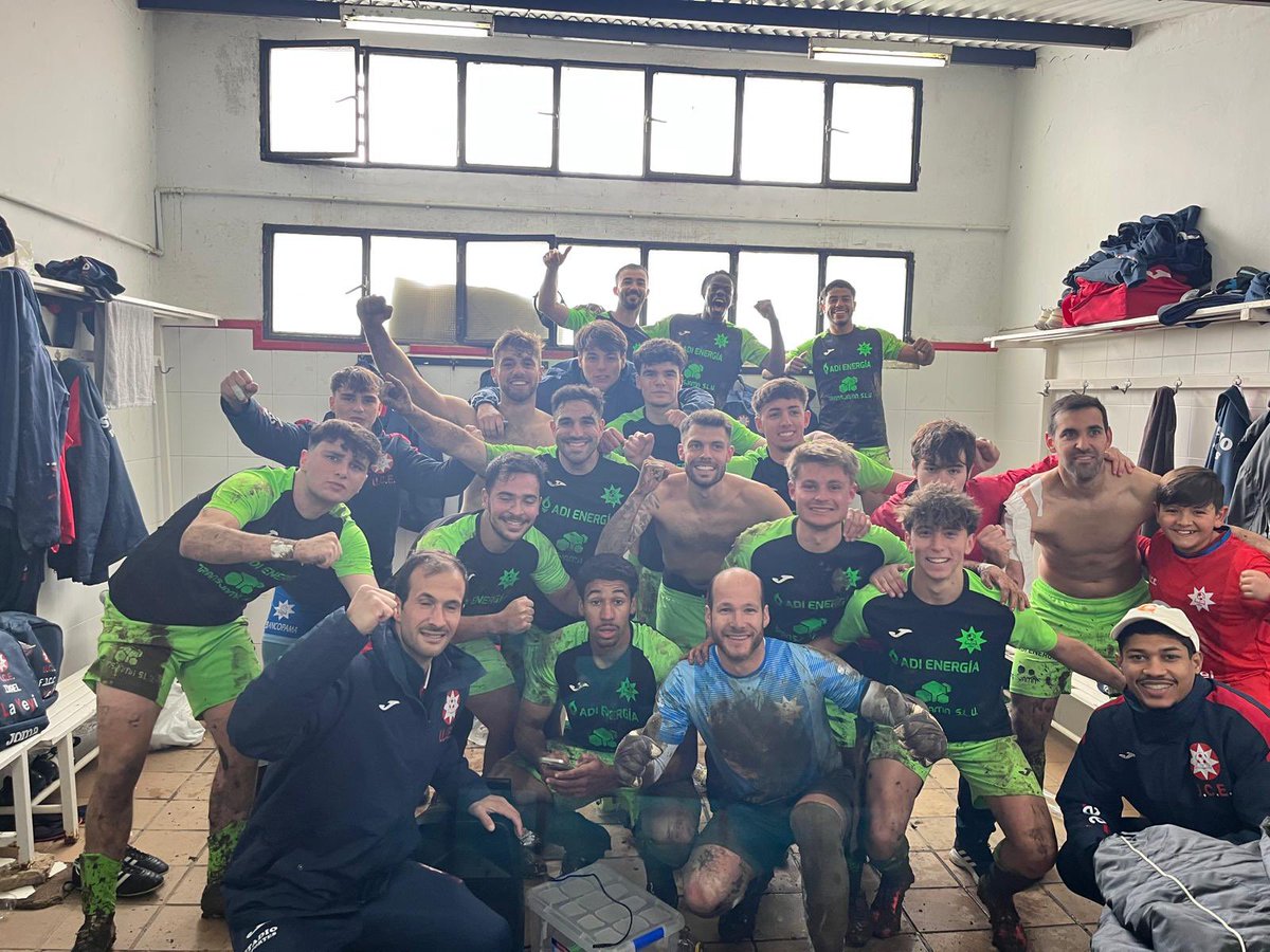 <a href="/UCLaEstrella/">☆ UC LA ESTRELLA ☆</a> 💪💪💪
El líder del GRUPO 4️⃣ en 1ª DIVISIÓN EXTREMEÑA cierra con ✅ la liga regular (1-2)
▪️ 10 triunfos consecutivos 
▪️ 22 ⚽ a favor y sólo 3 en contra
▪️ 49 ptos tras 22 encuentros
▪️ Sólo 15 ⚽ recibidos
ESPECTACULAR los de <a href="/Victormn1996/">Victor Montaño</a> 👔 y ©️ por <a href="/ismael25gs/">Ismael</a>
