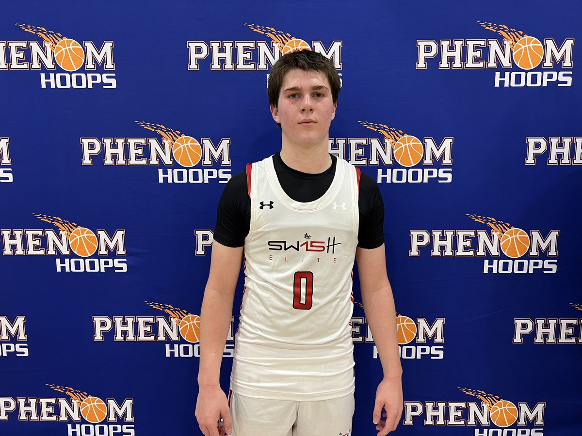 5’9 ‘28 Austin Young (SW15H Elite) is shining as a difference-maker. Balanced, scrappy floor general with a meaningful blend of passing, shooting ability, and defensive energy. Runs the offense and picks his spots when available. Excels within his role #PhenomHardwoodClassic