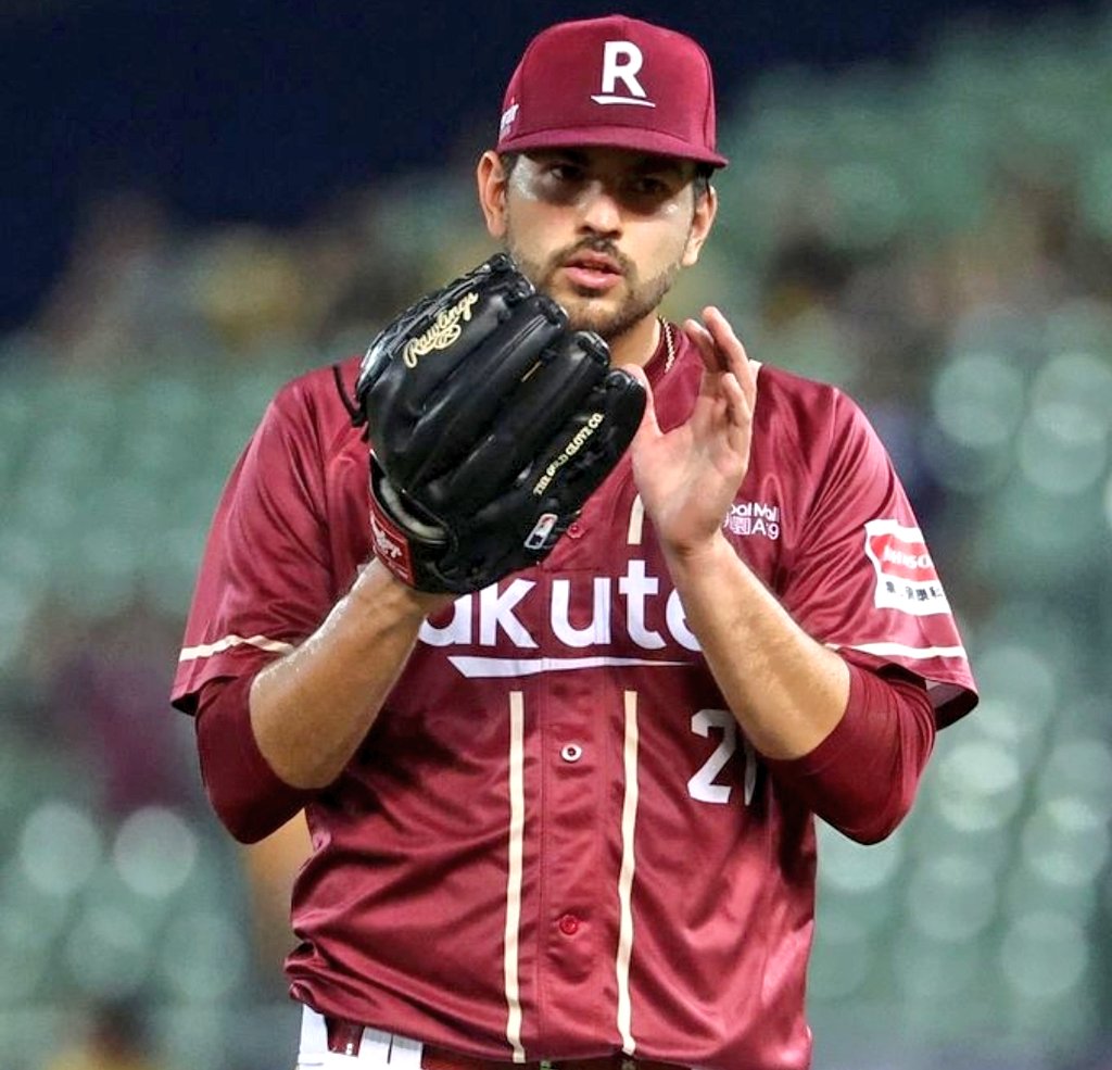 SE LE NIEGA EL TRIUNFO

#CPBL | A pesar de una sólida apertura, MARCELO MARTÍNEZ no pudo ganar. Salió sin decisión (7️⃣IP 6️⃣H 1️⃣BB 1️⃣K y 2️⃣C) mientras los <a href="/RakutenMonkeys/">Rakuten Monkeys</a> vencían 3-2 a <a href="/FubonGuardians/">Fubon Guardians</a>, en 🇹🇼. El zurdo sigue con récord de 1️⃣-2️⃣ y PCLA de 3️⃣.3️⃣3️⃣ en 4️⃣ salidas..