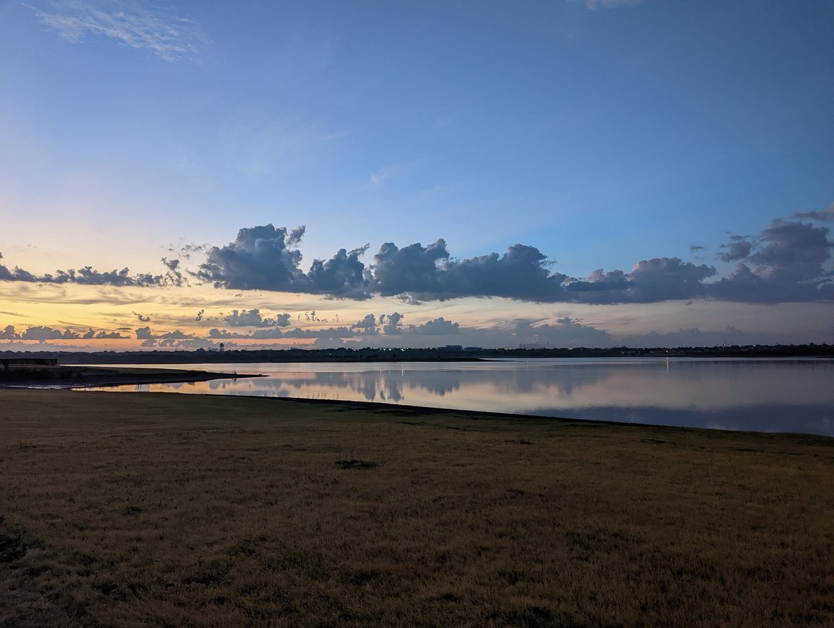 I've been running this trail for 5 years and this morning is the first time I ran the entire thing. Running pain free for the first time in my life, and I am feeling grateful in a way I can't quite explain.