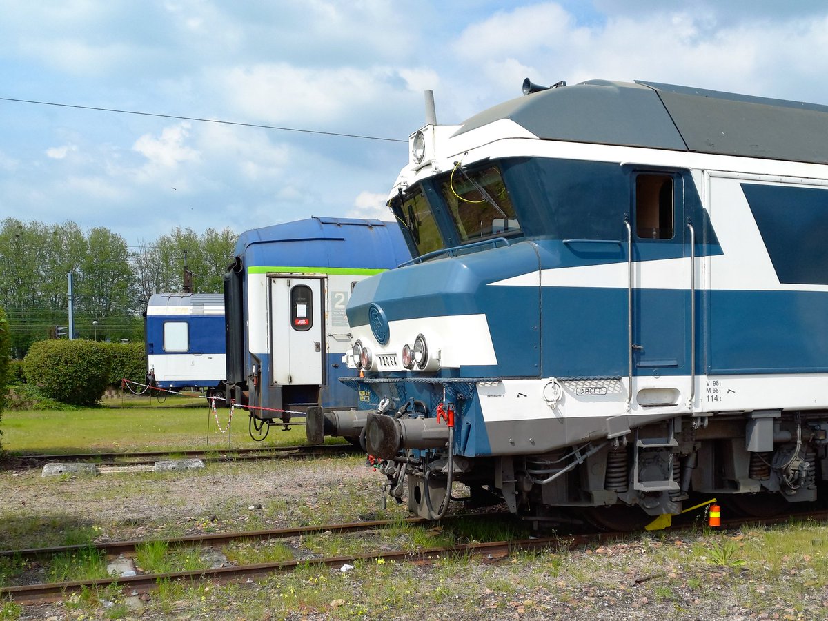 A.R.C.E.T. tweet media