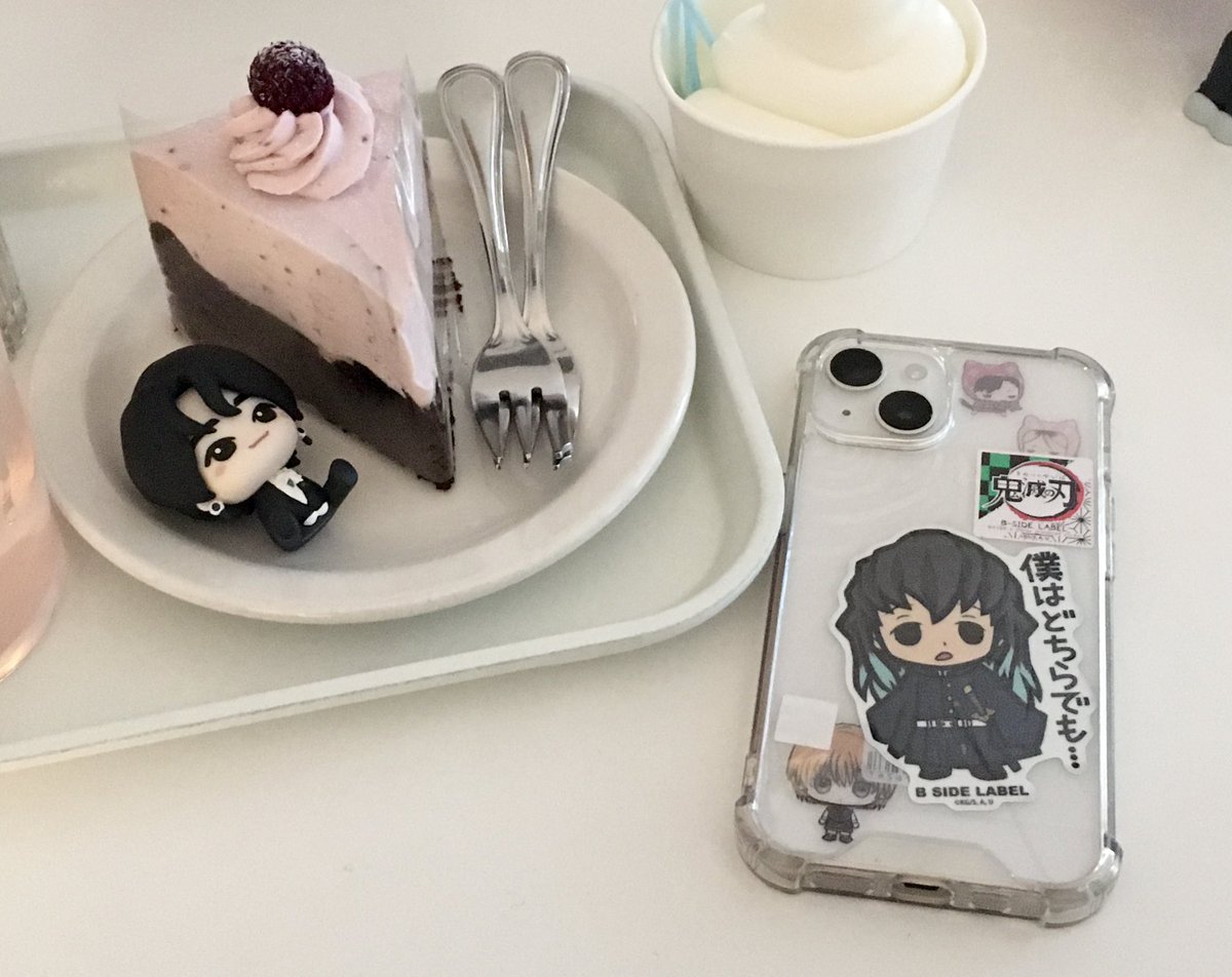 seomeo_o's tweet image. 오타쿠 데이투 ・・🪽💕