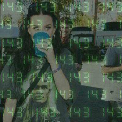 Wilhelm_Alfred_'s tweet photo. #WeLoveYouKaty https://t.co/3O81faEPma
