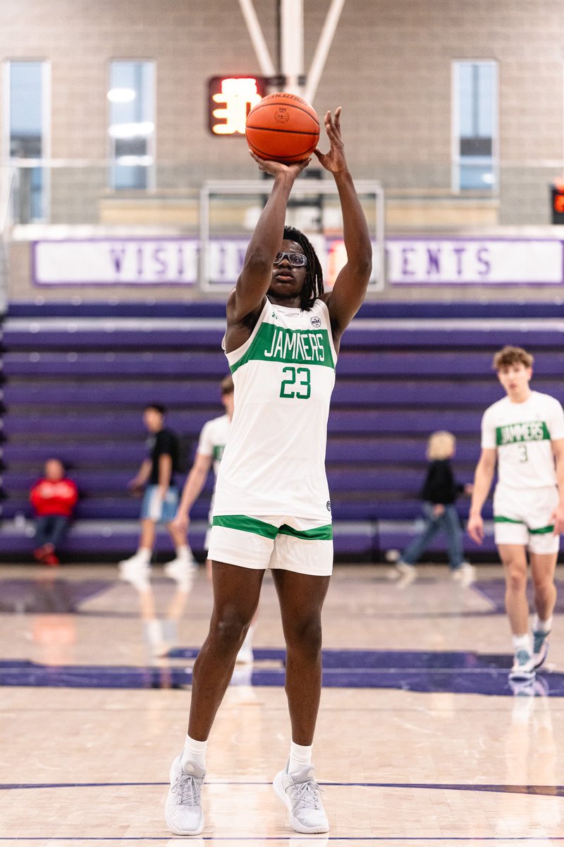 Some ELITE programs are hooping out west 🔥🔥
Day two frames from The Open 🖼️
#UAnext