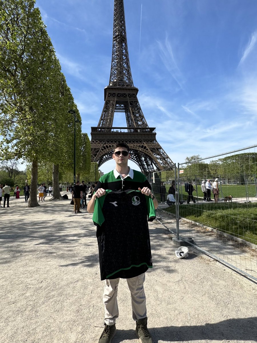 Bir gün ansızın 82 Paris 💚🖤