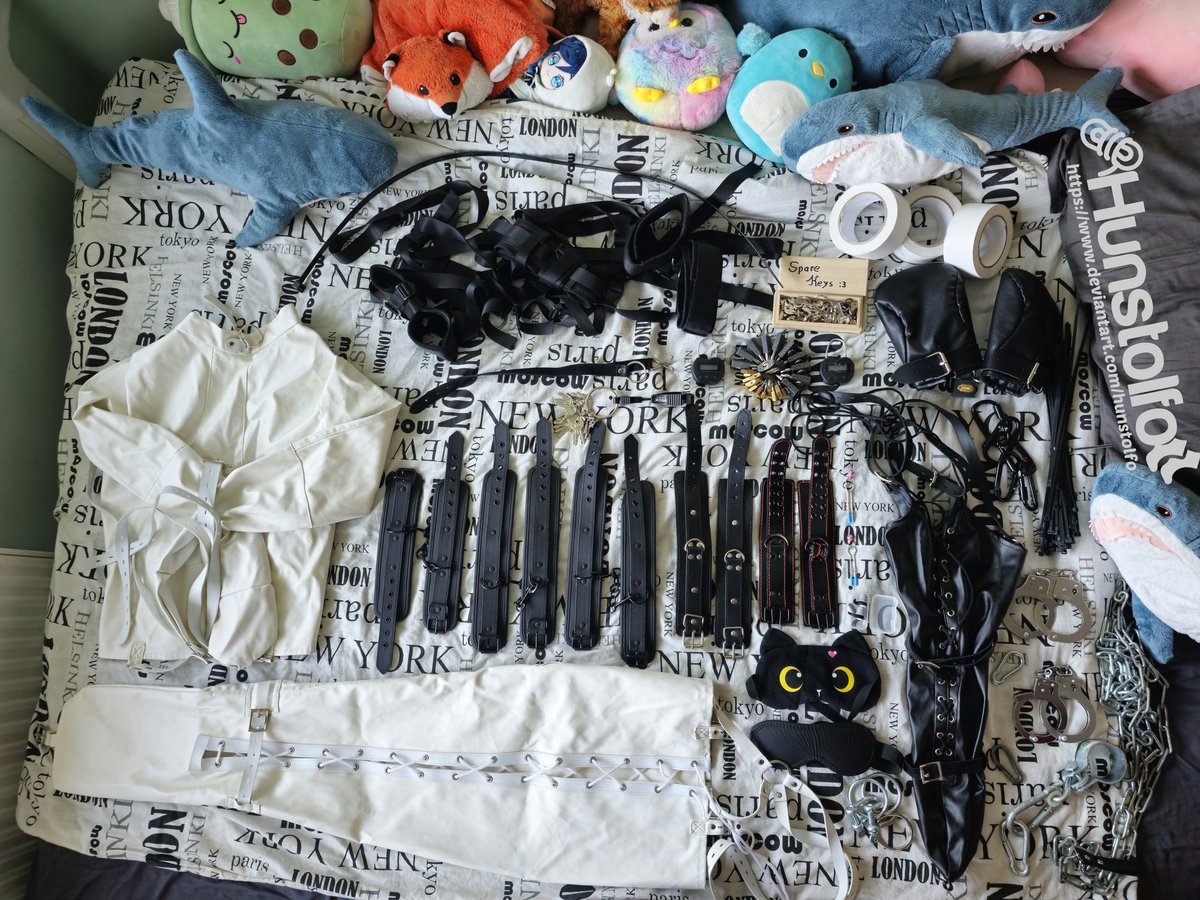 Hunstolfo's tweet image. My kinky collection ~hehe ;3 😏🎆