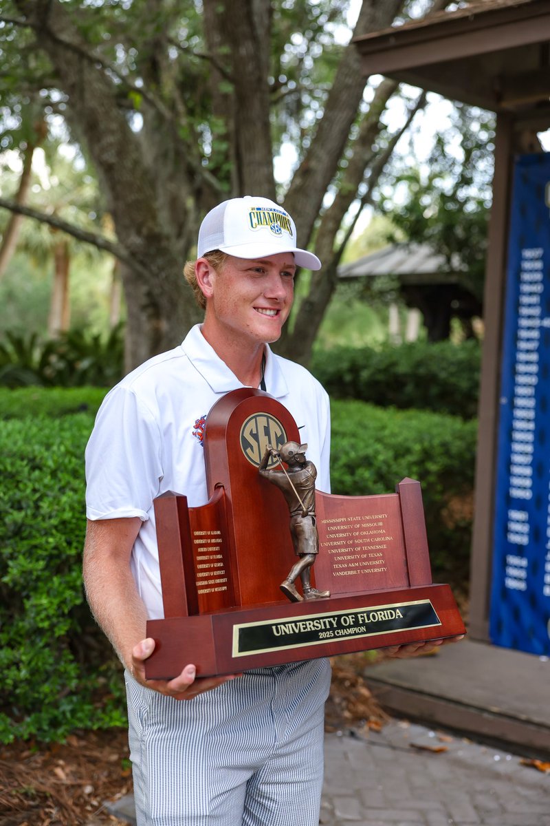 GatorsGolf's tweet photo. You know what they say… 🐊🏌️🔥 https://t.co/AJylPtY8j6