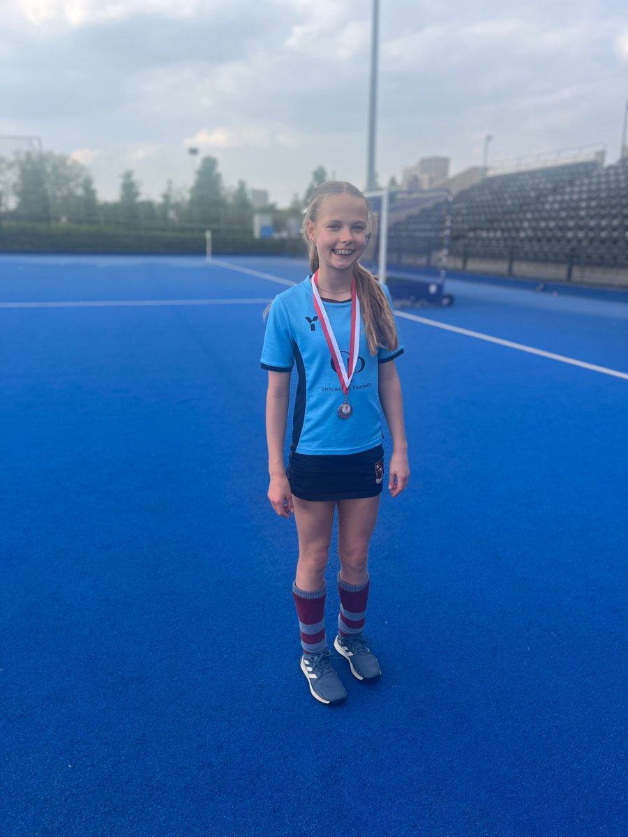 Huge congratulation to the  Spencer U12 girls <a href="/SpencerHCJrs/">Spencer HC Juniors</a> for 3rd place in the in2hockey London finals today at the Olympic park.  Well done Elly 🏑 🥳